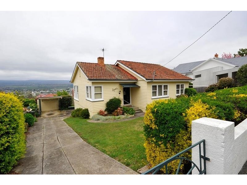7 Broadview Crescent, Trevallyn TAS 7250