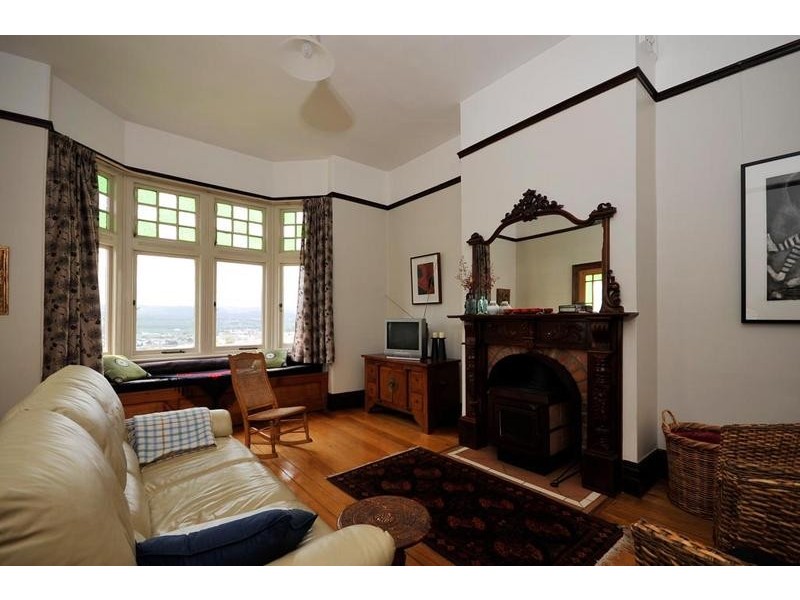 30 Bain Terrace, Trevallyn TAS 7250