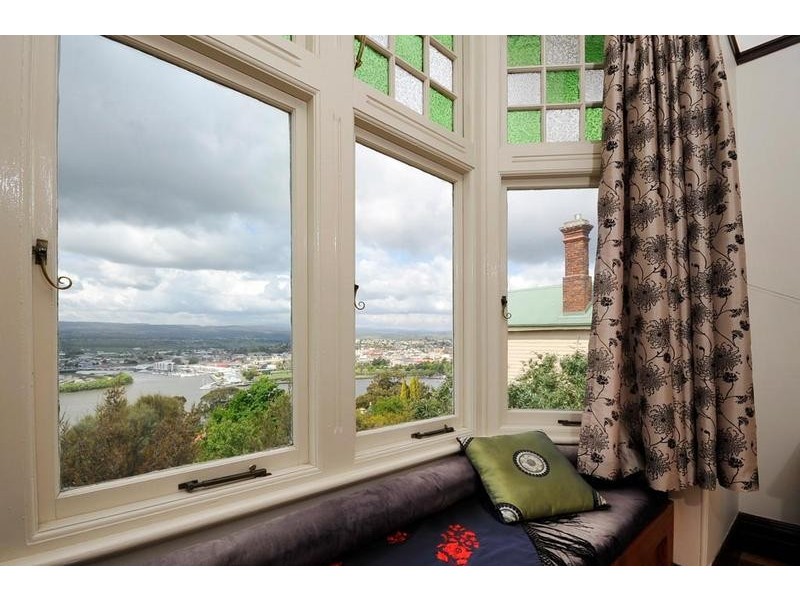 30 Bain Terrace, Trevallyn TAS 7250