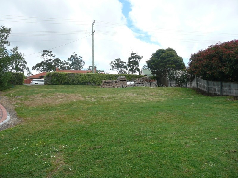 87 Gibson Street, Kings Meadows TAS 7249