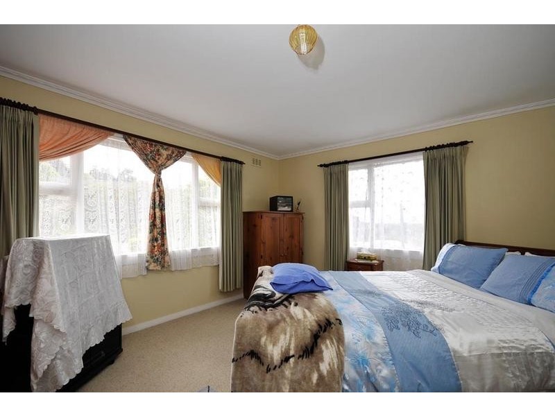 9 Kerran Crescent, South Launceston TAS 7249