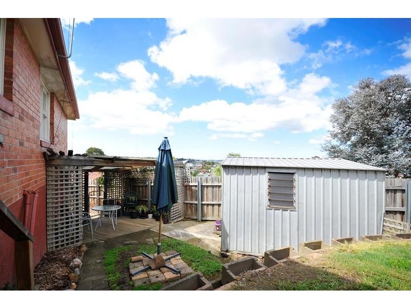 9 Kerran Crescent, South Launceston TAS 7249