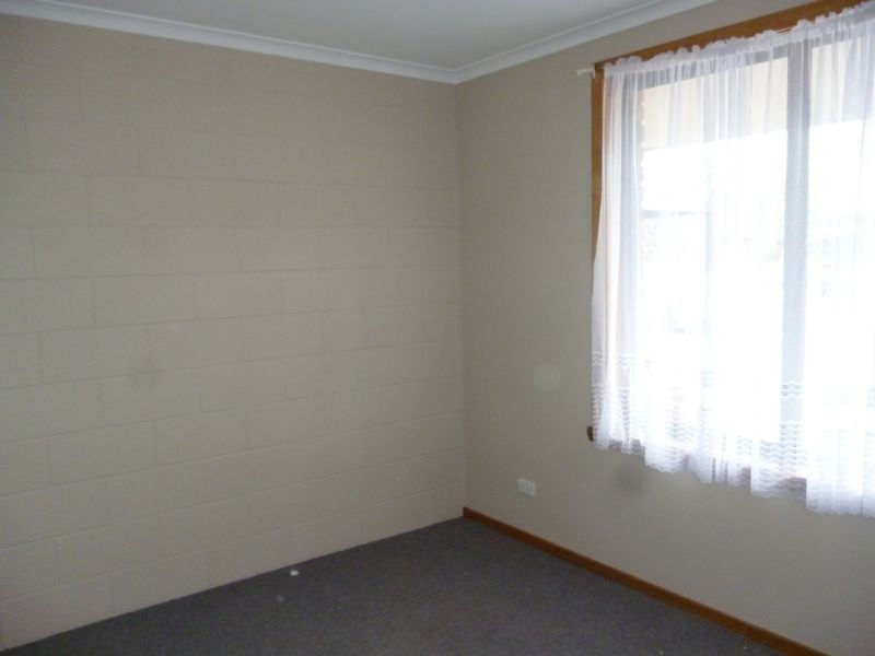 3/1-3 Norman Court Newnham, Newnham TAS 7248