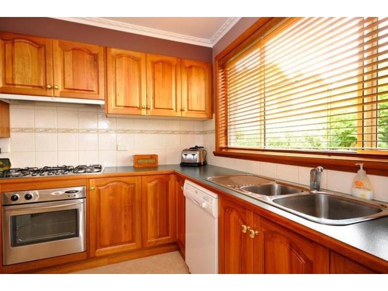 8 Ewart Place, Trevallyn TAS 7250