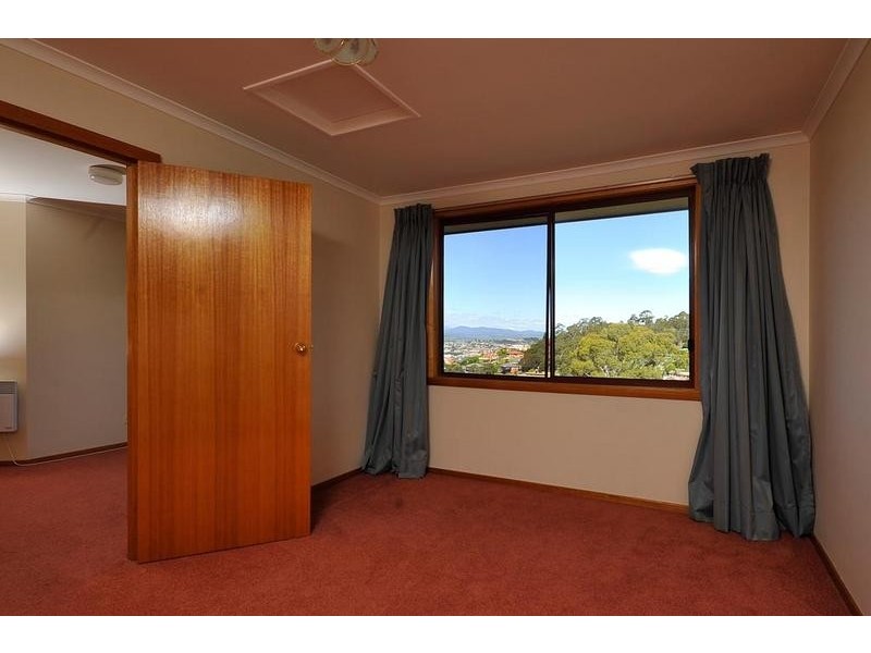 3 Lachlan Parade, Trevallyn TAS 7250