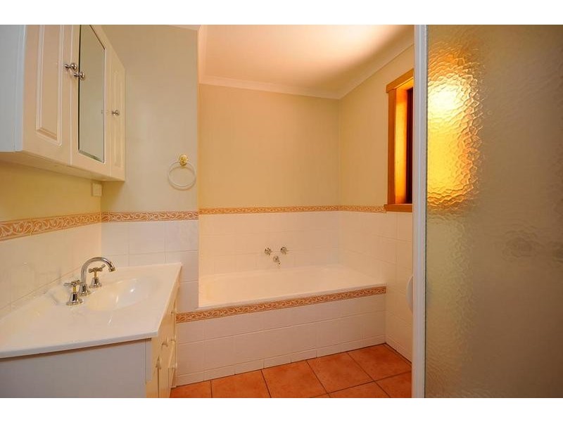 3 Lachlan Parade, Trevallyn TAS 7250