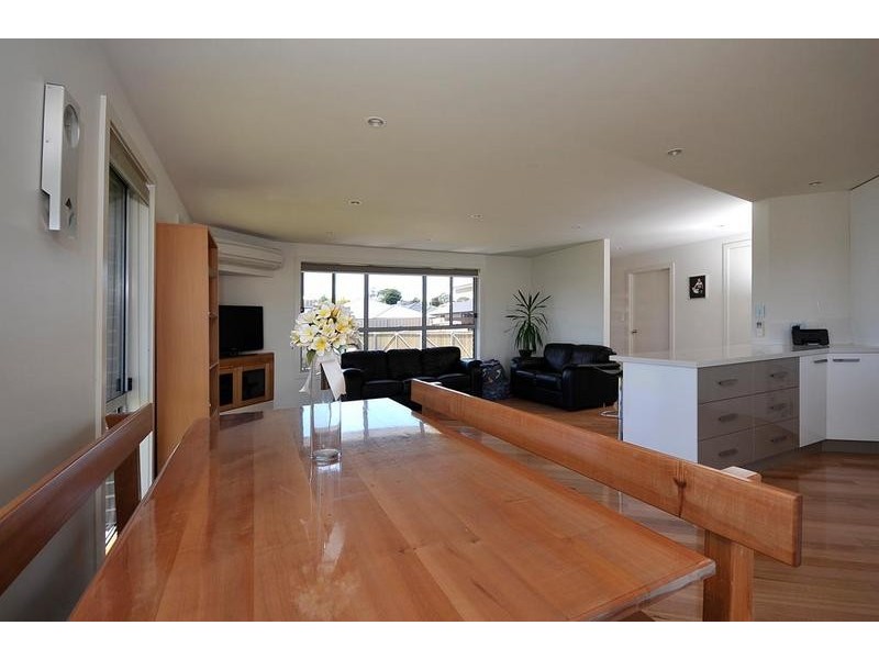 5 Statesman Place, Newnham TAS 7248