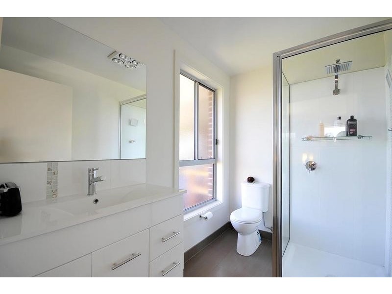 5 Statesman Place, Newnham TAS 7248