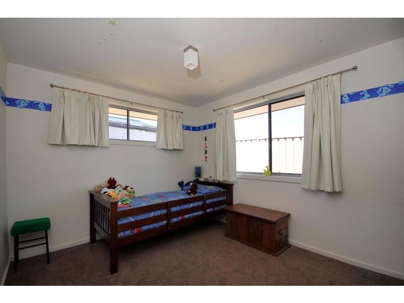 5 Statesman Place, Newnham TAS 7248