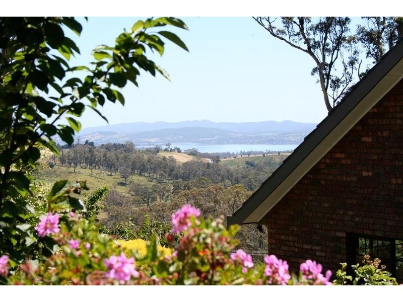 18 Mountain View Crescent, Grindelwald TAS 7277