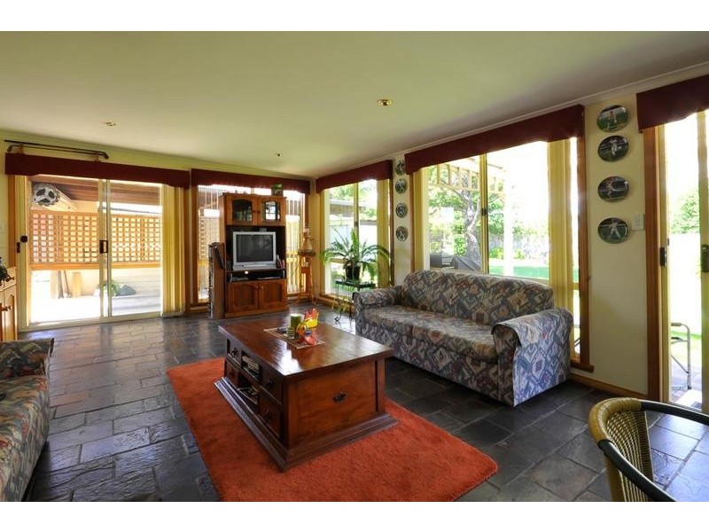96 Main Road, Perth TAS 7300