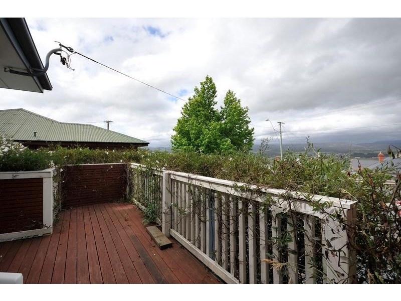 28 Talbot Road, South Launceston TAS 7249