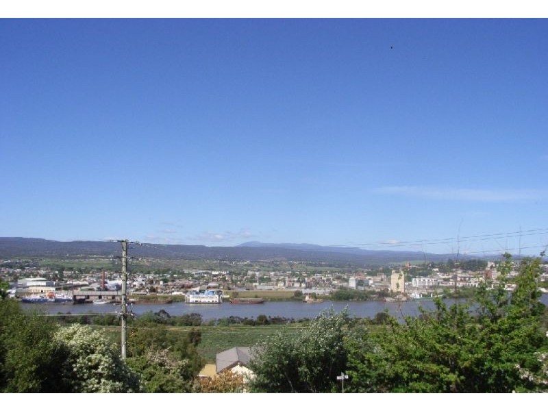103 Bain Terrace, Trevallyn TAS 7250