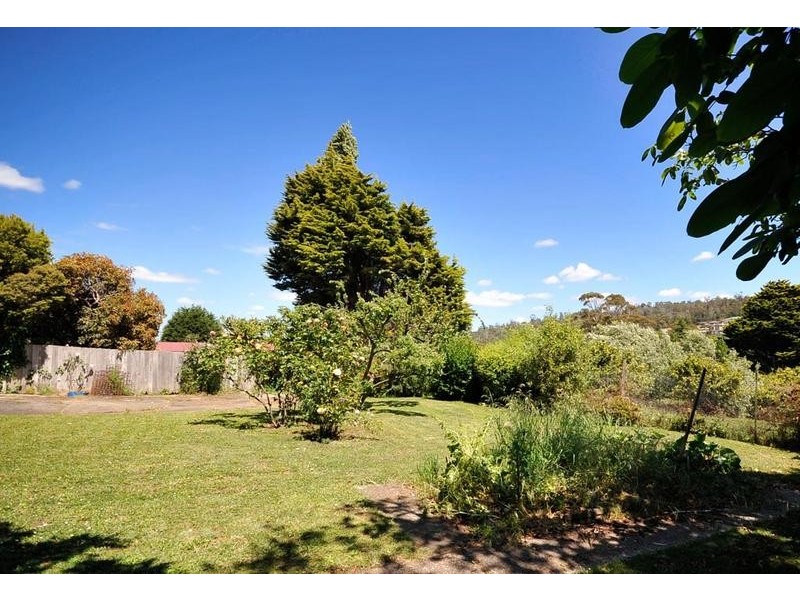 14 Summit Road, Trevallyn TAS 7250