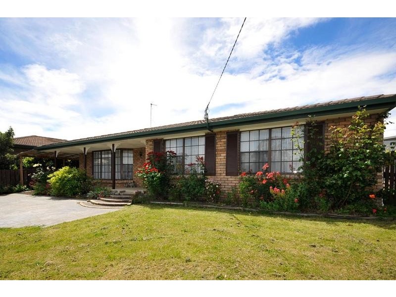 30 Rowland Crescent, Summerhill TAS 7250