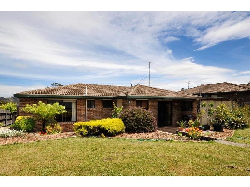 30 Rowland Crescent, Summerhill TAS 7250