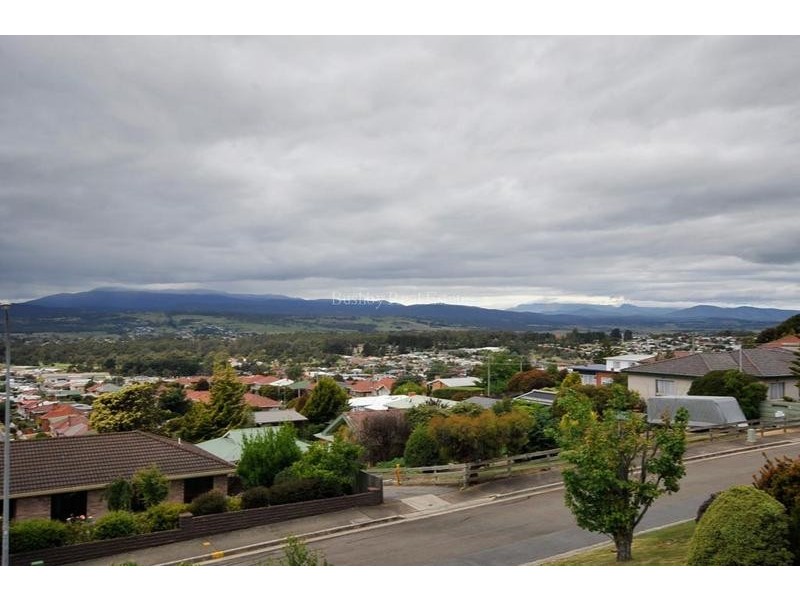 4 Nichols Street, Kings Meadows TAS 7249