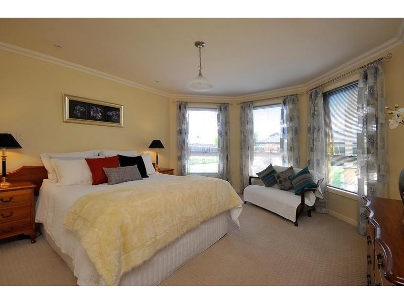 4 Landsborough Avenue, Newstead TAS 7250