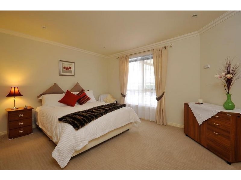 4 Landsborough Avenue, Newstead TAS 7250