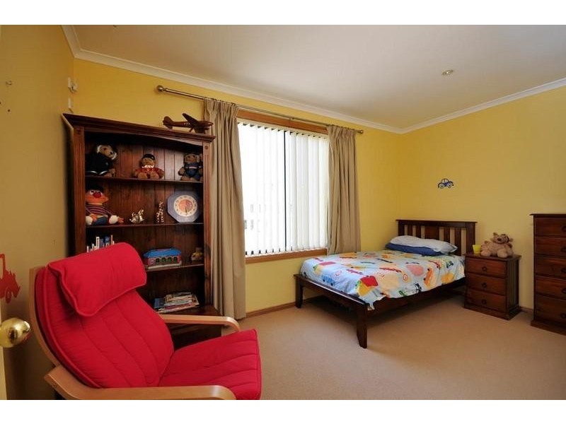 2 Jacqueline Place, Riverside, Riverside TAS 7250