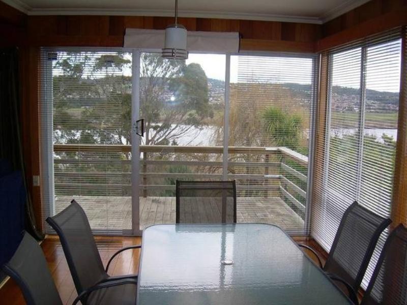 11 Plumer St, Mowbray TAS 7248