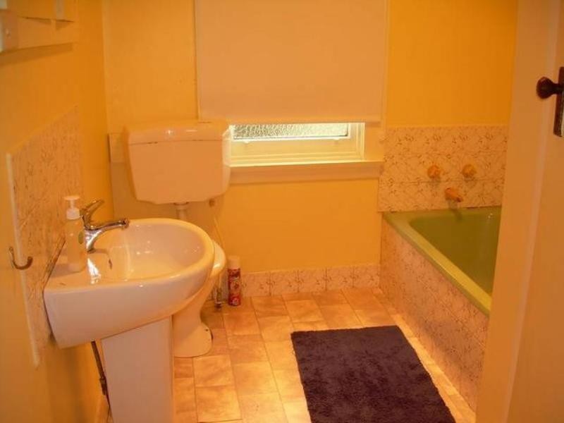 11 Plumer St, Mowbray TAS 7248