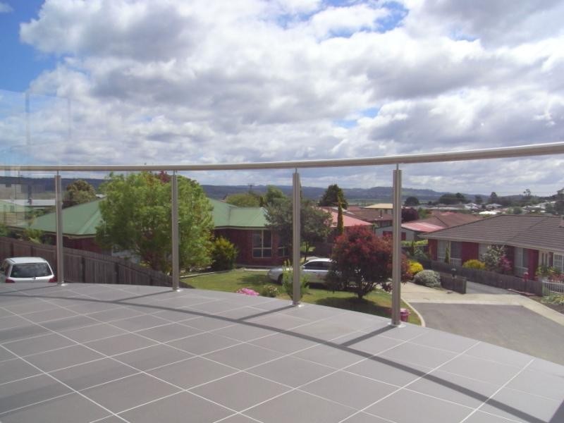 4/35 Rothesay Close, Newnham TAS 7248