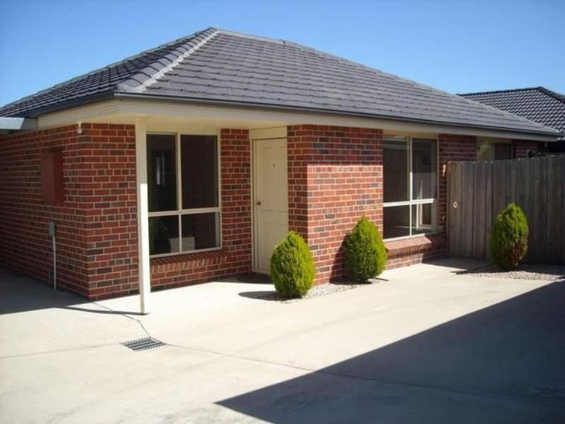 3/3 Bethune Place, Newnham TAS 7248