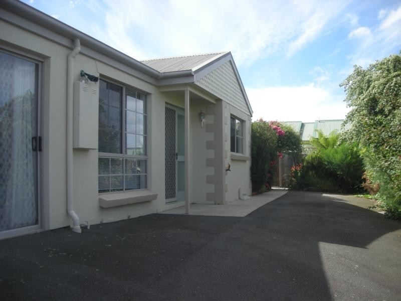 2/25 Floreat Cres, Trevallyn TAS 7250