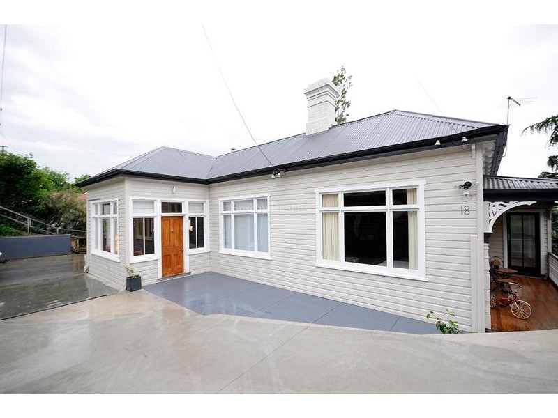 18 Forest Road, Trevallyn TAS 7250