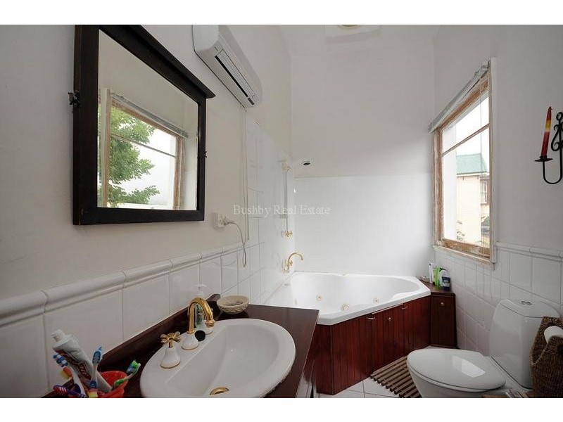 18 Forest Road, Trevallyn TAS 7250