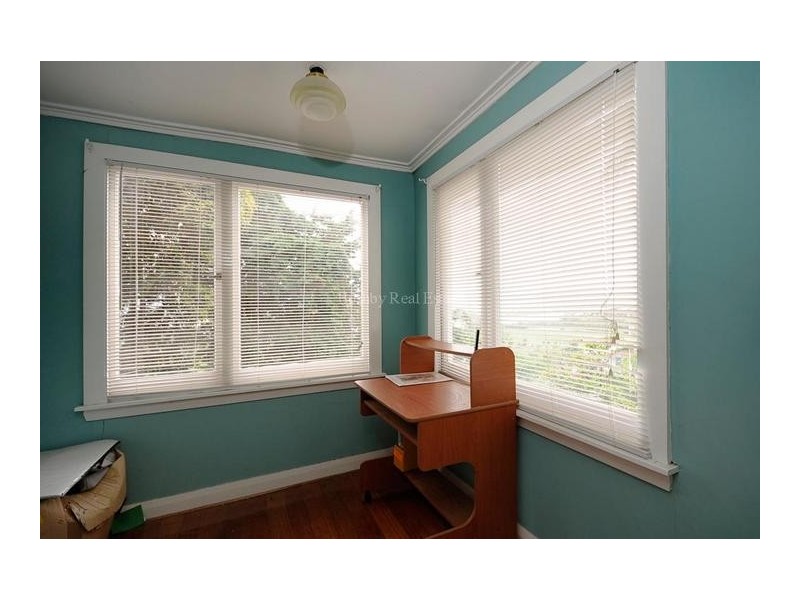 18 Forest Road, Trevallyn TAS 7250