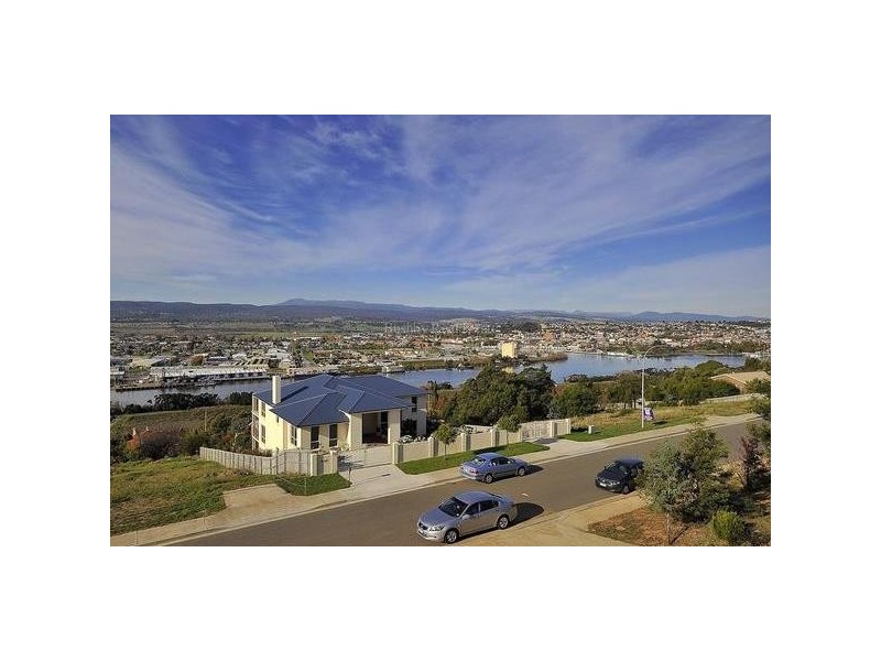 41 Floreat, Trevallyn TAS 7250
