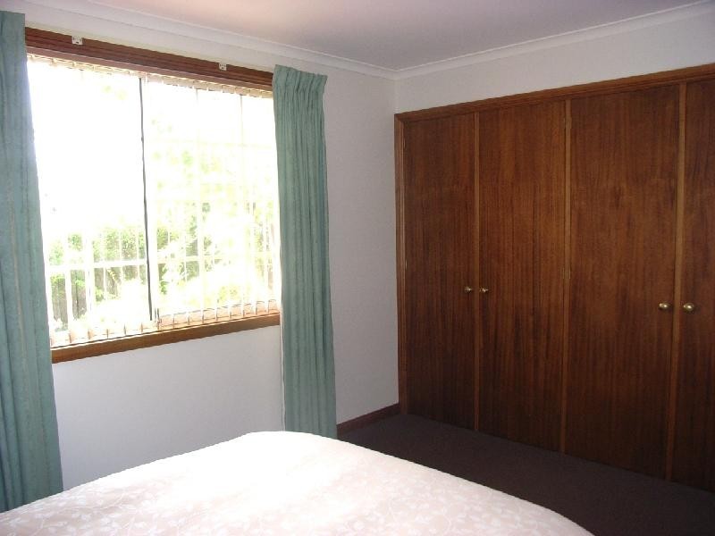 2/276 Penquite Road, Norwood TAS 7250