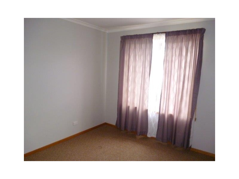 2/148 Alanvale Road, Newnham TAS 7248
