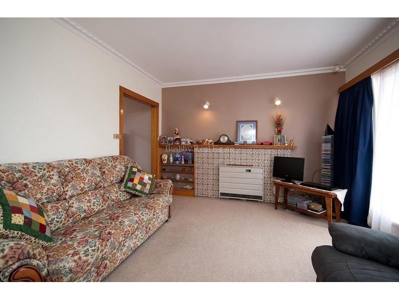 50 Paringa Avenue, Newnham TAS 7248