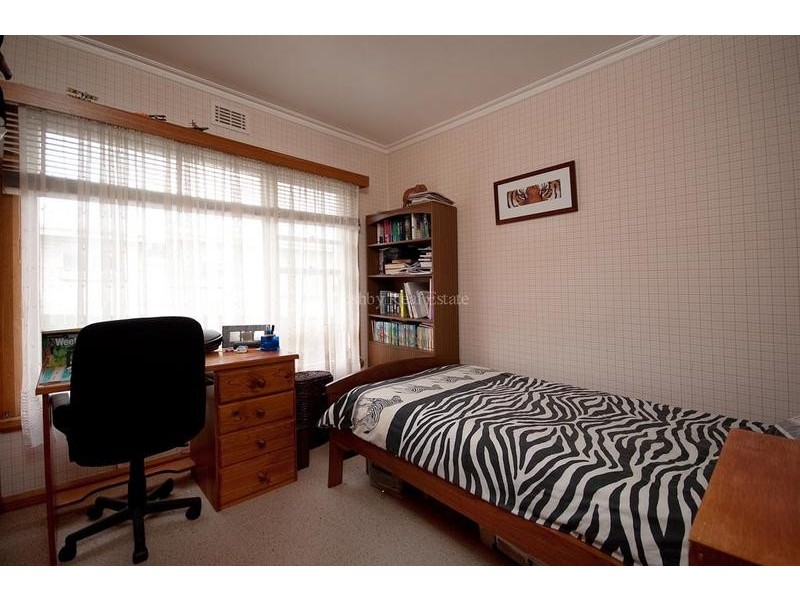50 Paringa Avenue, Newnham TAS 7248
