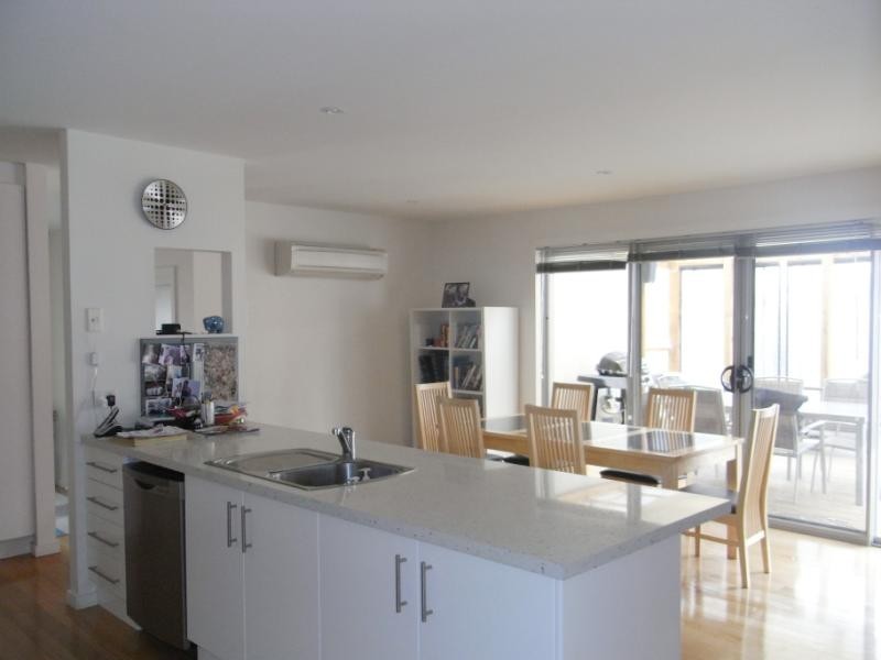 15 Isabelle, West Launceston TAS 7250