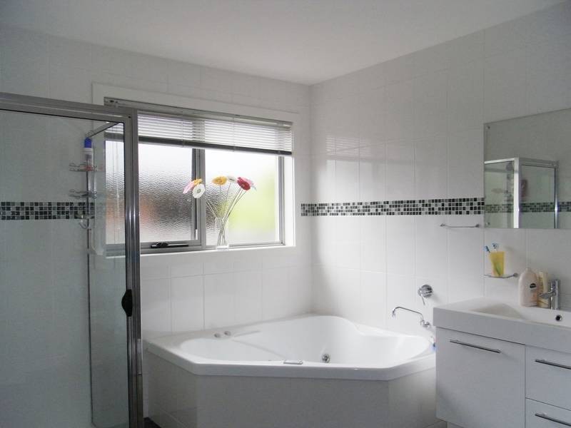 15 Isabelle, West Launceston TAS 7250