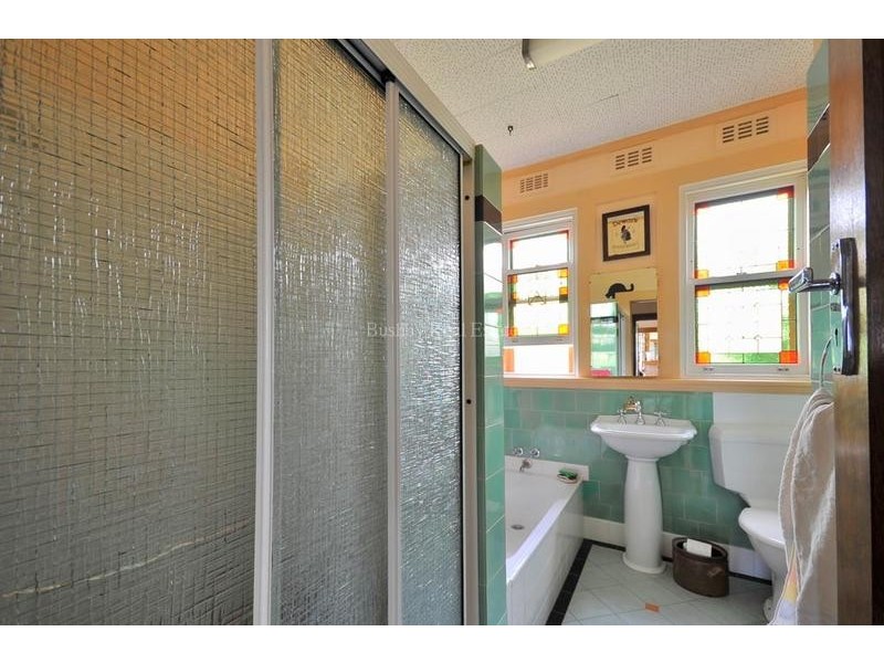 4 Veulalee Avenue, Trevallyn TAS 7250