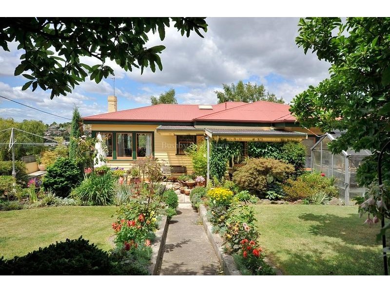 4 Veulalee Avenue, Trevallyn TAS 7250