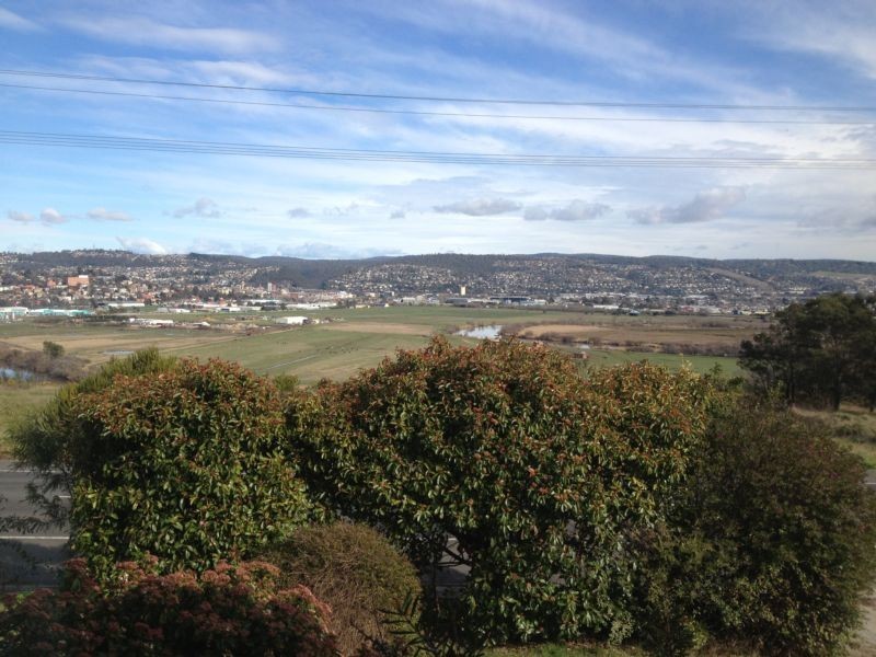 33 Wildor Crescent, Ravenswood TAS 7250