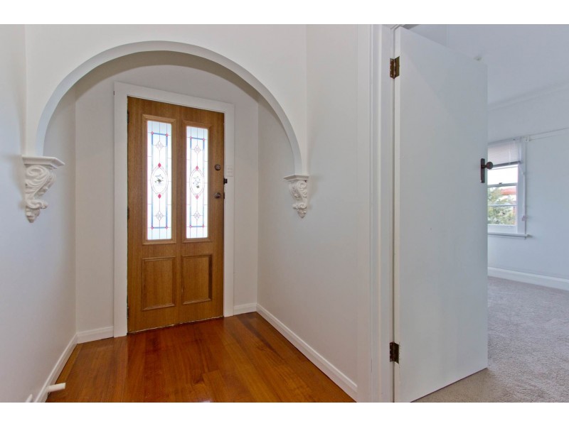 9 Walkers Avenue, Newnham TAS 7248