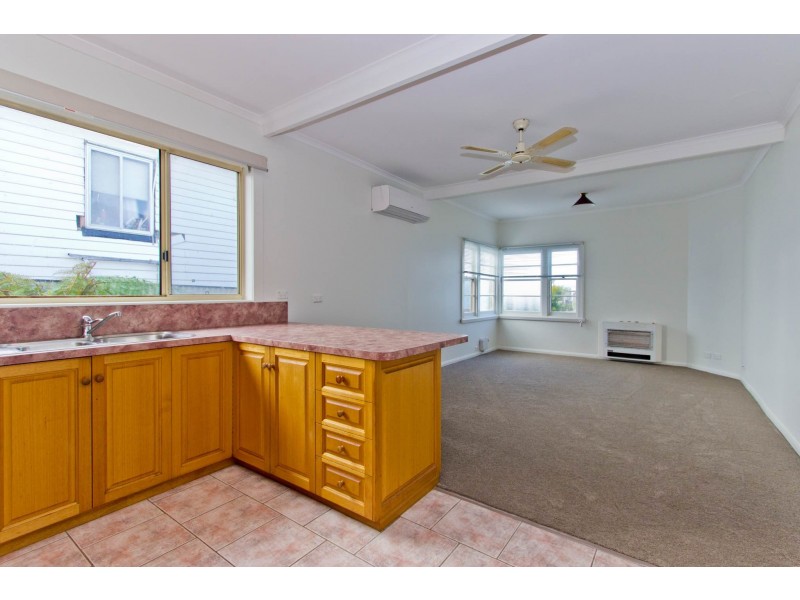 9 Walkers Avenue, Newnham TAS 7248
