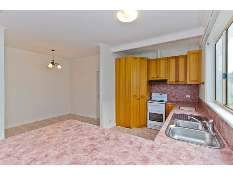 9 Walkers Avenue, Newnham TAS 7248