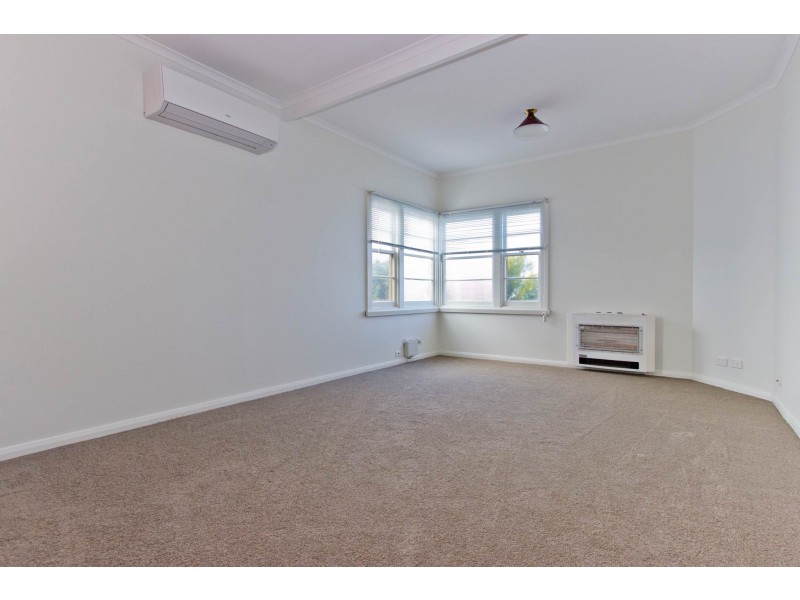 9 Walkers Avenue, Newnham TAS 7248