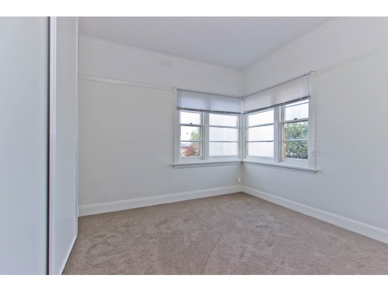 9 Walkers Avenue, Newnham TAS 7248