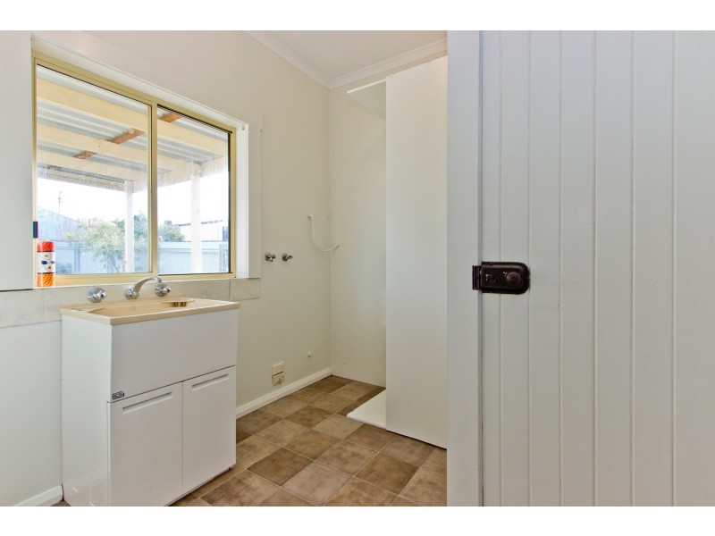 9 Walkers Avenue, Newnham TAS 7248