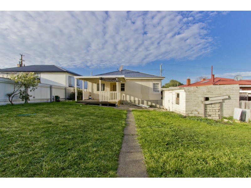 9 Walkers Avenue, Newnham TAS 7248