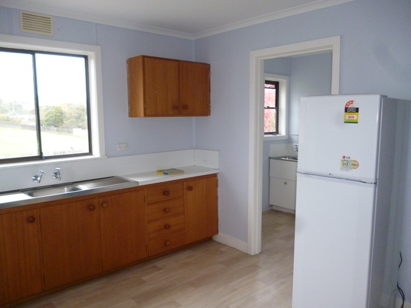 14 Treherne St, Mayfield TAS 7248